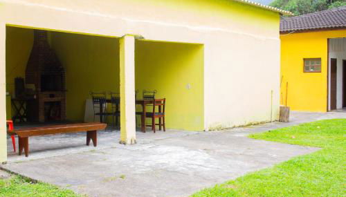 Casa Amarela, 3 Quartos , 15 camas, Acesso rápido às praias - Foto 3