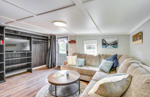 Cozy Clarkesville Getaway with Fire Pit! - Foto 4