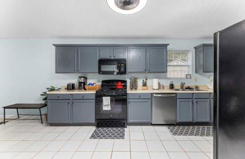 Modern Scottdale Escape Minutes to Atlanta - Foto 29