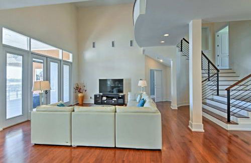 Gorgeous Ocean Springs Waterfront Home with Dock! - Foto 4