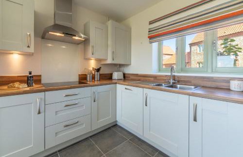 Samphire House - Photo 14