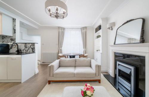 Stunning 2-bed, 2-bath Property In Central London - Photo 12