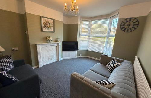 Lincoln 3BR Townhouse 6 Beds Close to CityCentre - Foto 1