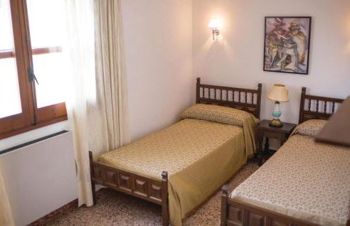 Cozy Home In Palafolls - Foto 32