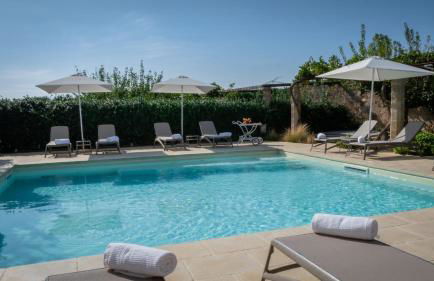 Historic building with pool - Foto 33