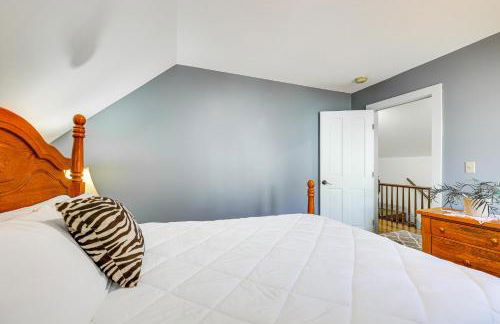 18 Mi to Skiing Colorful Home in Springfield! - Photo 17