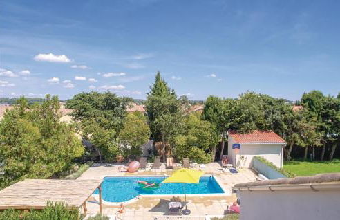 Beautiful Home In Thézan-Lès-Béziers - Foto 3