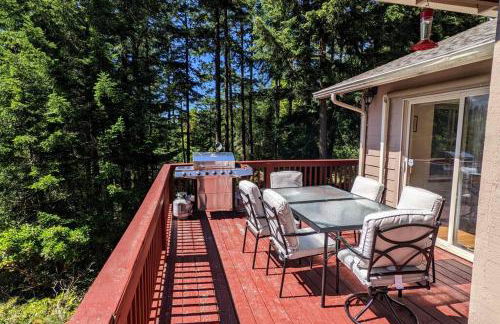 Villa w/ Amazing Bay Views Near Beach w/ Garden, Ping Pong - Foto 7