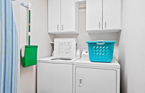 Sterling Shores Beach Resort by Panhandle Getaways - Foto 35