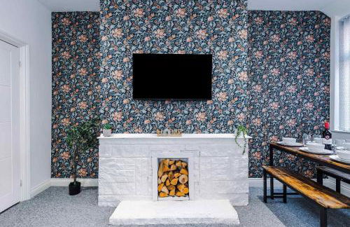 3 bedroom town house - Etihad Stadium - Free Parking - Foto 39