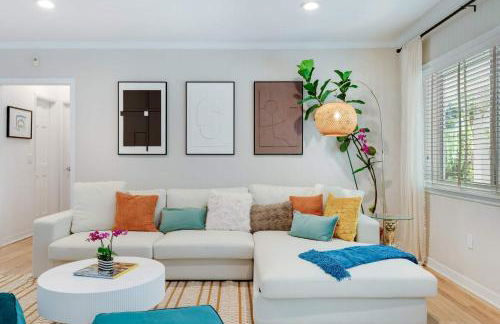 Garden Grove- Miami Home with Private Pool - Foto 8