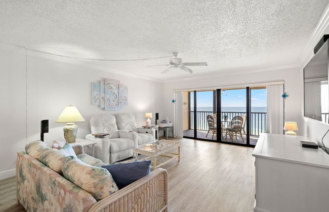 Reflections 503 Oceanfront Pool Hot Tub - Photo 9