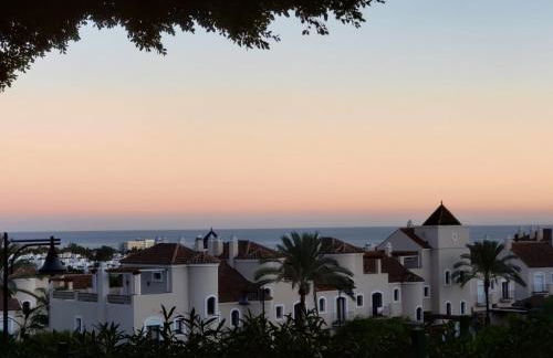 Marbella GOLF & SEA LODGE - HEATED POOL 28 degrees 365 days - Photo 14