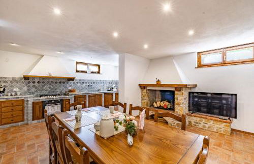 Villa Vittoriano - Surrounded By Nature - Happy Rentals - Foto 5