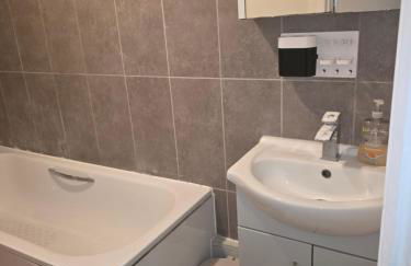 Lovely 2 bedroom flat - Foto 1