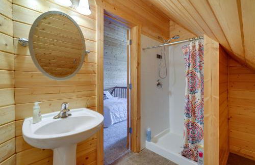 Cozy Columbia Cabin with Shared Lake Dock! - Foto 20