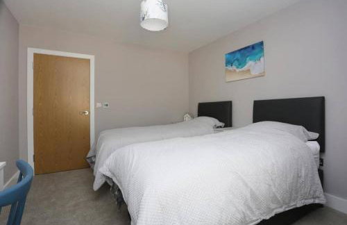 MERAKI 4 by BOURNECOAST - A Modern Apartment with a Patio and Parking - Sea Glimpses - FM8413 - Foto 19