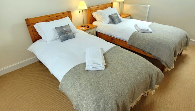 Finnich Cottages - Photo 5, Chambre