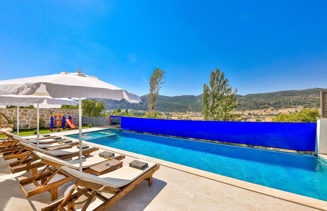 Villa Taha in Kas With 3 Bedrooms and 3 Bathrooms - Foto 34