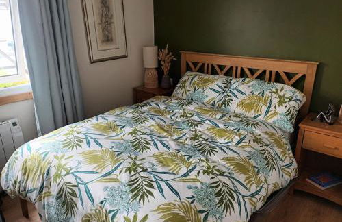 2 Bedroom Harbour Apartment - Photo 13