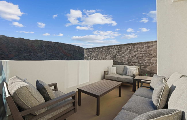 Brand New! Desert Cliff Sleeps 20 Guests! - Foto 52