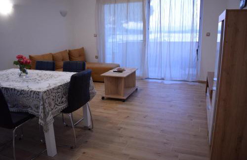 Apartmani Jelenić - Photo 22