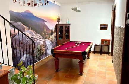 Casa con jardín y jacuzzi - Foto 4