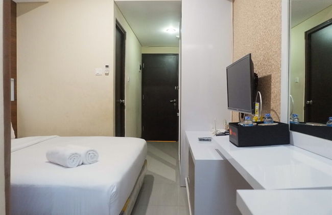 Compact Studio Room at Tamansari Papilio Apartment - Foto 9