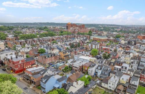 Bloomfield, Pittsburgh Large and Accessible 3 Bedroom Apr with Free Parking - Foto 26