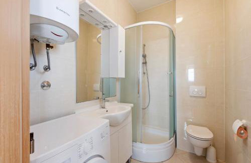 Simplistic Apartment in Neviđane near Sea beach - Foto 19