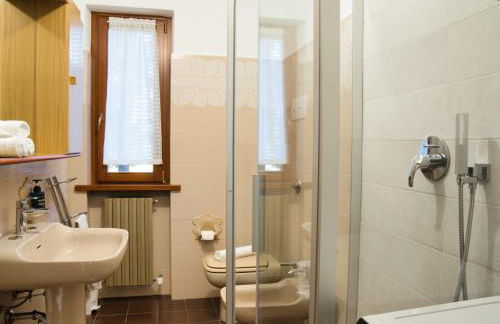 Casa Esino - Lake Como Fresh Mountain Escape - Foto 20