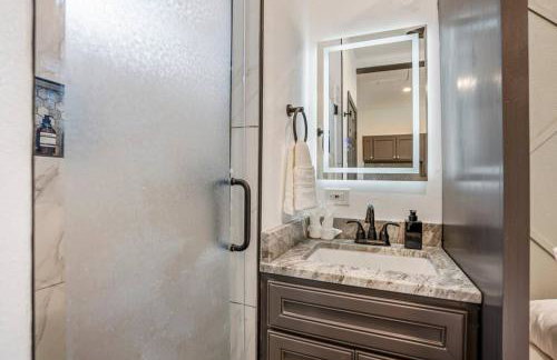 HTX Ultra Studio Suite #3 - Photo 3