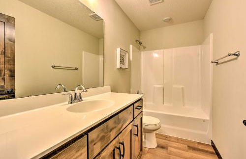 Modern Nisswa Escape with Deck Walk to Gull Lake! - Foto 25