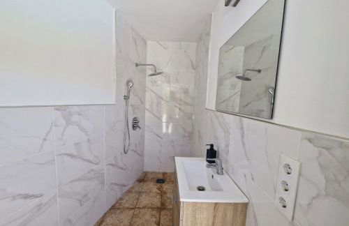 Casa con piscina privada y vistas - Foto 36