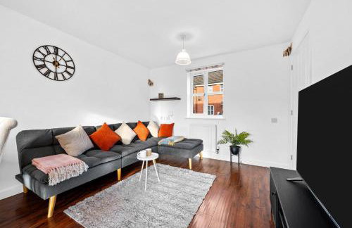 Stylish 3BR Home - Sleeps 7 - 15 Min to City Centre, Parking Garden & Fast Wi-Fi - Foto 23