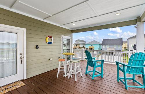 Relax And Sea NEW Luxury Canal-View Escape Gated Community Firepit and Decks - Foto 8