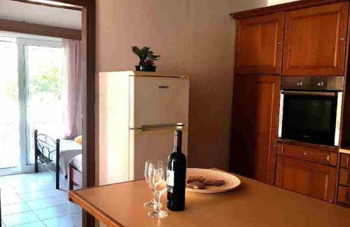 Irene's Apartment In Salakos - Foto 14