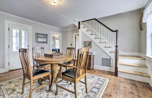 Charming Farmhouse with Pool and Fishing Pond! - Foto 5