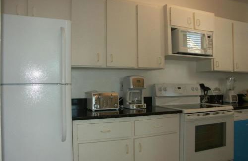 Flagler Beach Motel and Vacation Rentals - Photo 23