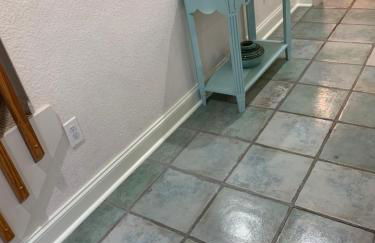 Pets OK Rest A Shored A Secure and Comfortable Home Flat Screen T Vs In All Rooms Fully Stocked With Plenty Of Amenities Private Inground Pool Gas Fireplace Rents Sat to Sat Full Weeks only - Foto 41