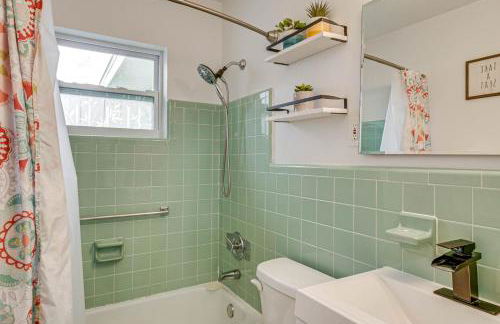 Port Charlotte Home with Sunroom, Grill and Fire Pit! - Foto 18