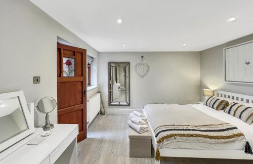 One Grooms Cottage Dunster - Photo 8