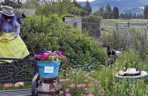 Peaceful Vacation Getaway, Private Yard, Hot Tub, 360 Views, Cozy Cottage in the heart of the Bitterroot Valley, Sage Cottage 406 - Foto 36