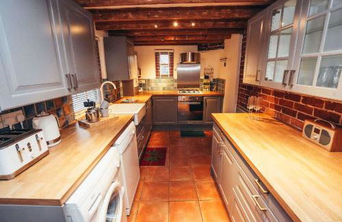 A Lovely Family Cottage in Belper - Photo 28
