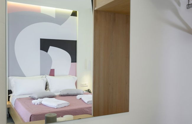 Athina Suites Platanias - Photo 11