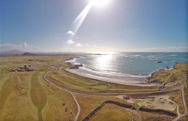 Detached Cottage Overlooking Lake in Connemara - Foto 19