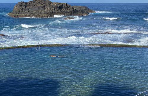 Manolo Pris, En el Mar, Teide con Piscina Natural - Foto 3