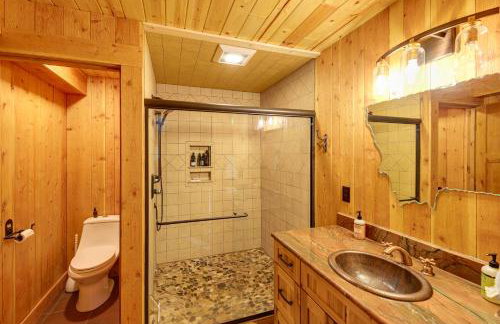 Nordic Style Lodge with Deck on 80 Acres in Arlee - Foto 21