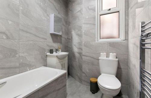 Bright & Spacious London Flat - Sleeps 9 - Foto 12