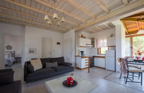 Maistros Holiday Home - Photo 14